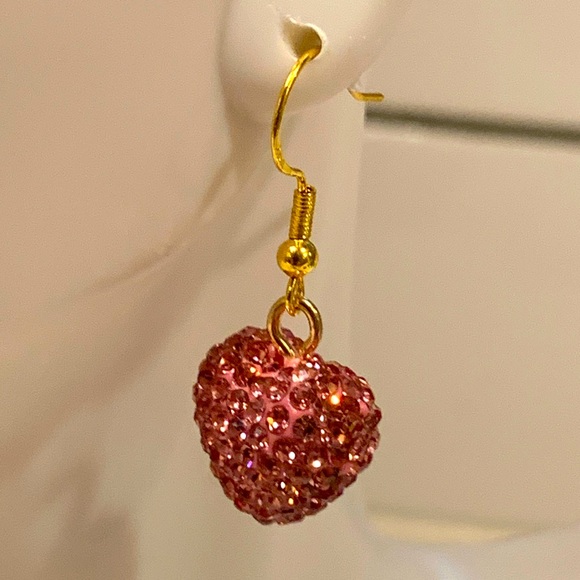 💖3 for$23❤️NWT💖Heart Rhinestone Earrings- Perfect for Valentine’s Day! - Picture 4 of 5